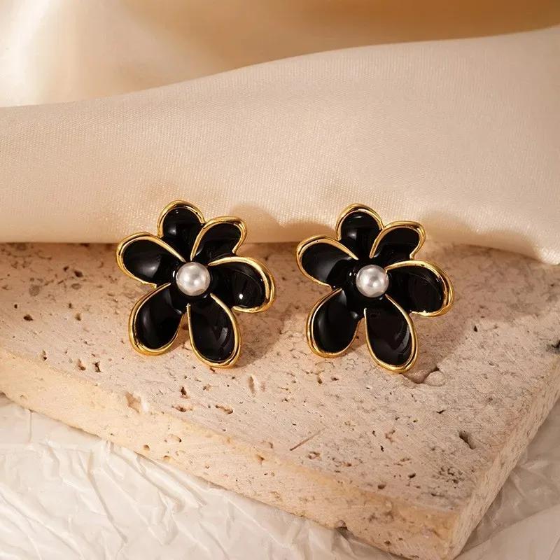Modische Zirkon Silberfarbene Blume Unregelmäßige Ohrringe für Damen Exquisite Eingelegte Steckerohrringe Übertriebene Schmuckaccessoires