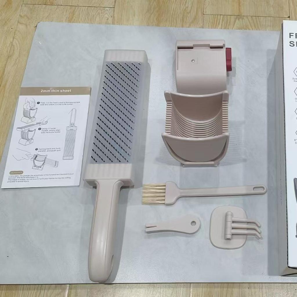 Versatile Manual Meat Slicer for Thin Slices, Cubes, and Mince - Perfect for Kitchen Use