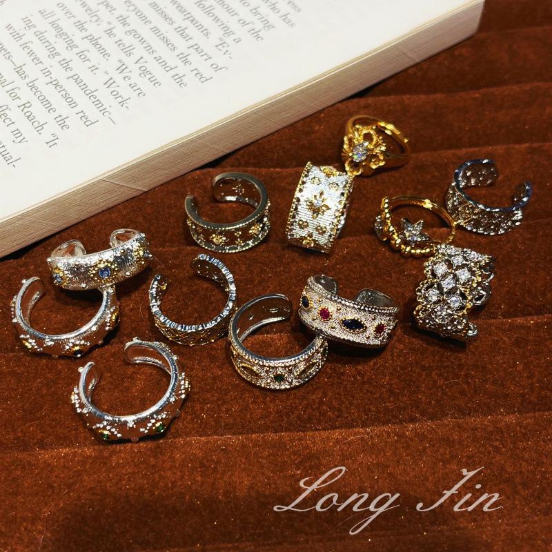 Anillo Cruz Flor Craft Cepillado Italiano Bratti Estilo Corte Retro Anillo Trébol Cuatro Hojas Diamante Femenino en Vivo