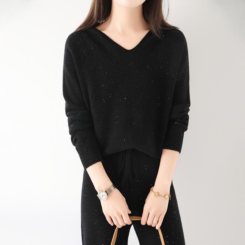 Wool Knit V-neck Sweater - Women's 2025 Autumn/Winter Collection