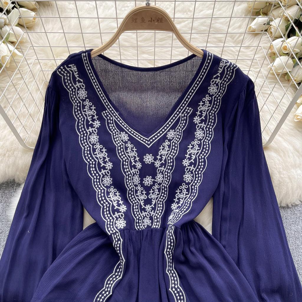 Floral Embroidery Spring Loose Blouse Elegant Bohemian Design Long Sleeve Ladies Fashion  Summer Casual Shirt
