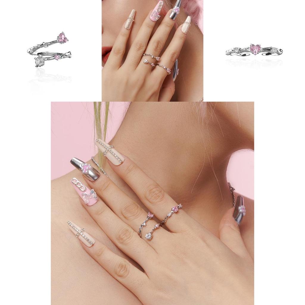 Stylish Adjustable Womens Heart Shaped Ring Featuring Unique Geometric Elements