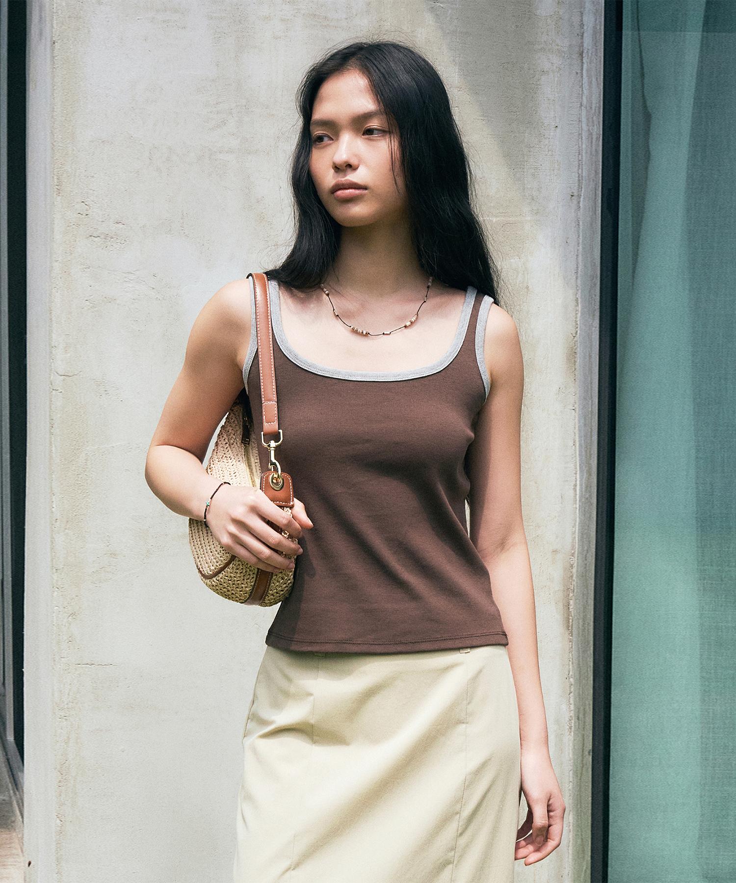 Nive Lining Color Sleeveless Top (Brown) Brown/Free