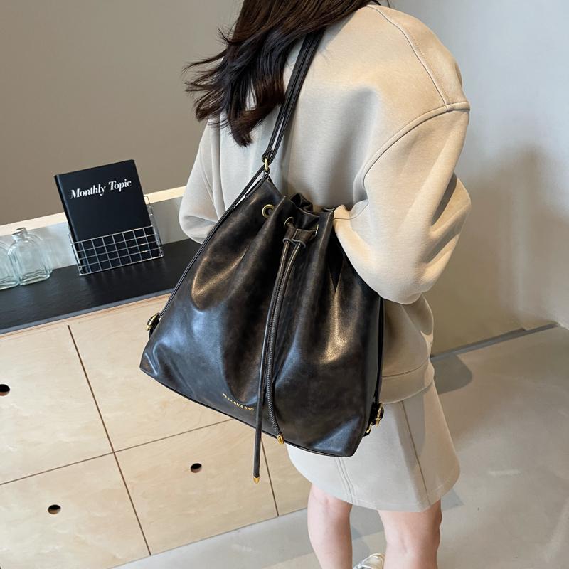 Dámské kožené crossbody kabelky luxusní designové dámské bucket bag dámské kabelky přes rameno móda