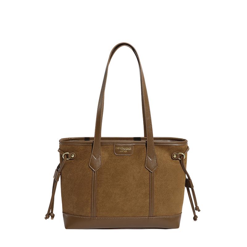 

2025 Autumn/Winter Women s Retro Large Capacity Shoulder Tote – Fashionable Commuter Bag коричневый