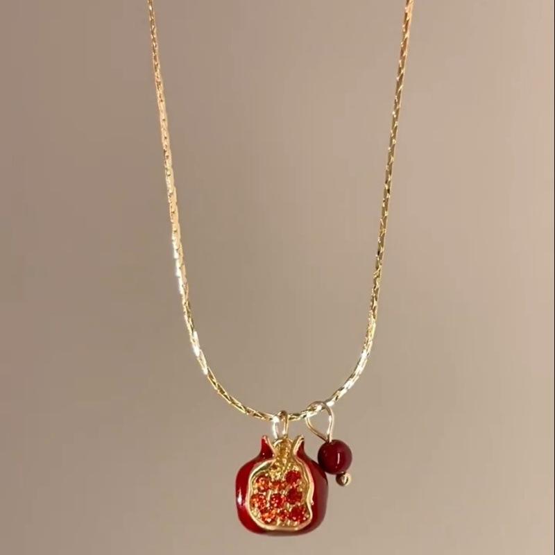 Summer Niche Handmade Color Dopamine Beaded Children's Fun Necklace Creative Cute Versatile Sweet Collarbone Chain