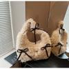 Plush Bag Women's Large-capacity New Autumn and Winter Niche One-shoulder Underarm Bag High-end Plush Bag