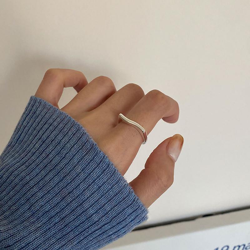 Stunning Geometric Design Adjustable Ring For Women In Stylish Minimalist Fashion