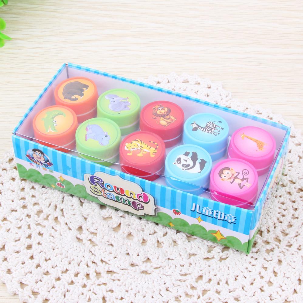 10 Pcs/Set Cute Stamp Toy Cartoon Dinosaur Animal Marine Life Encourage Pattern Round Plastic DIY Toy Seal with Box for Kids