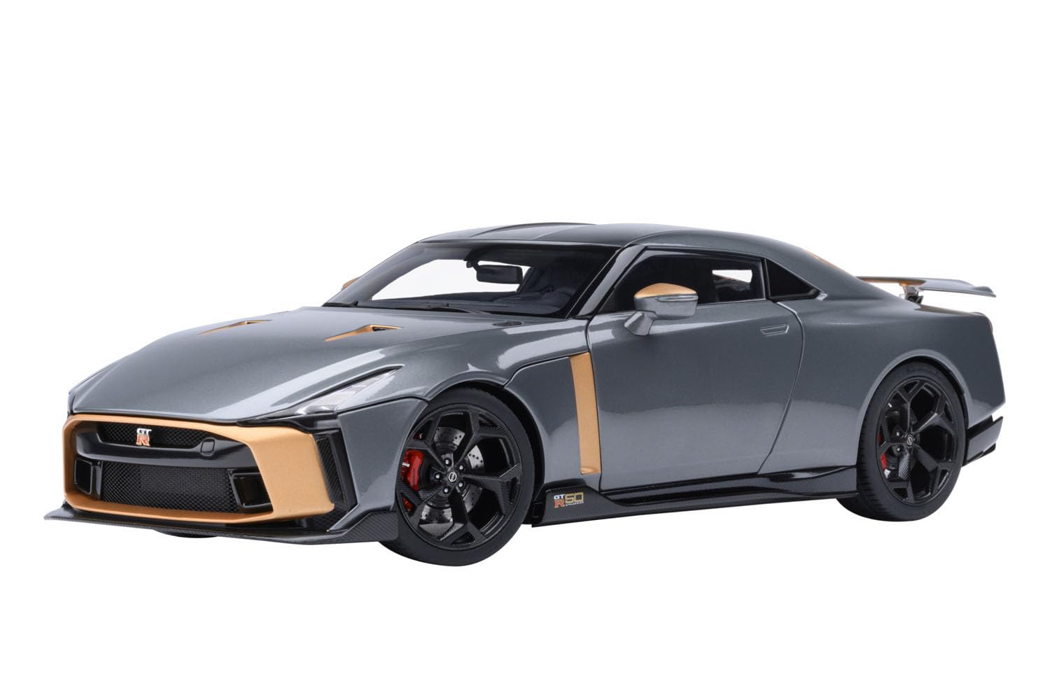 

AUTOart Scale Nissan by ITALDESIGN Finished Model 77510 1/18 GT-R50 (Gray/Gold)