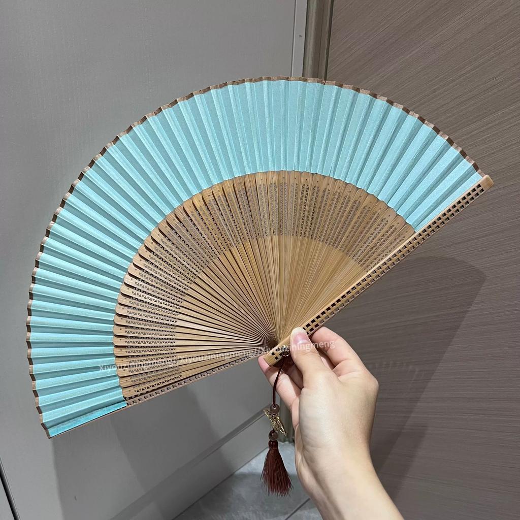 Fan, a New Chinese-Style Folding Fan for Home Use, Solid Color Fan, Chinese Style Portable Hollow Bamboo Fan, Suitable for Pairing with Qipao and