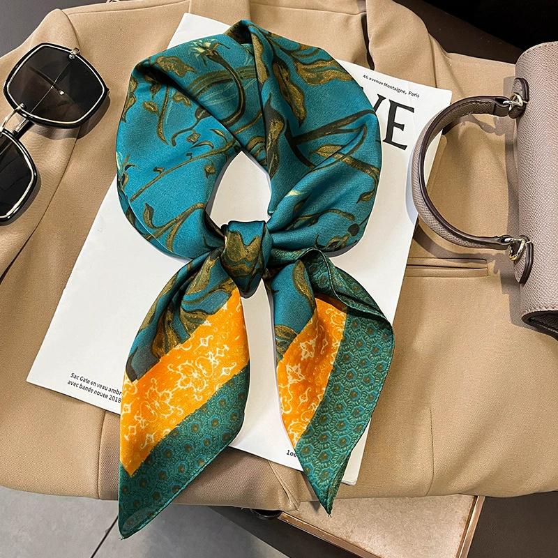 Luxury New Style Square Headscarf Women Sunscreen Beach Kerchief Popular The Four Seasons Scarves  Design 70X70CM Silk Hijab