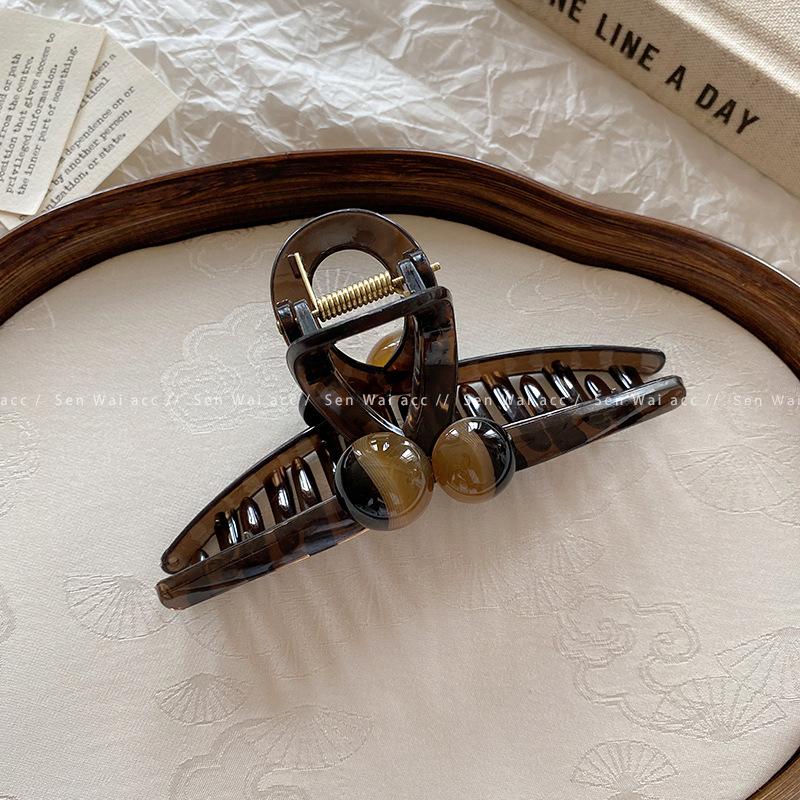 Retro Temperament Round Bead Grab Clip Female Maillard Wind Disc Hair Volume Large Back Head Shark Clip Large Hair Accessories