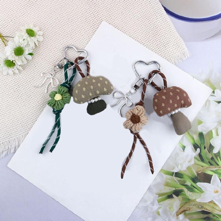 Heart Keyring Creative Car Key Chain Hanging Ornament Cartoon Mushroom Keychain Pendant Bag Charm Flowers Keychain