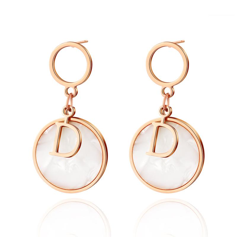 D Word Fritillary Earrings Stainless Steel Gold-Plated Round Pendant Niche Design Big-Name Wind Advanced Titanium Steel Earrings
