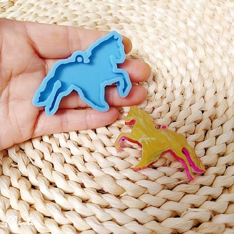 Cowboy Hat Horse Keychain Silicone Mold with Hole Pendant Handmade Mold