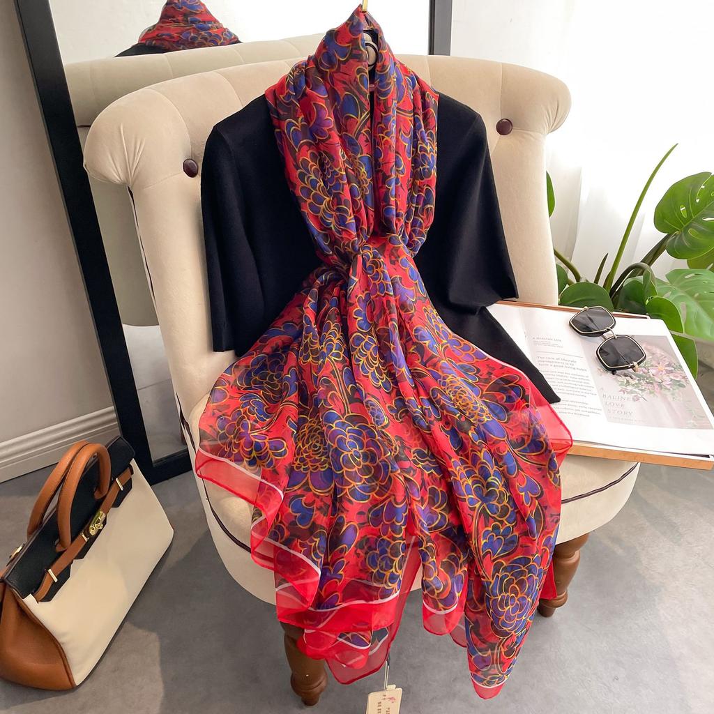 Summer Scarf Women Outdoor Sunscreen Shawl Soft Bandanna Foulard Female Floral Silk Shawl Lady High Quality Head Hijab Wrap