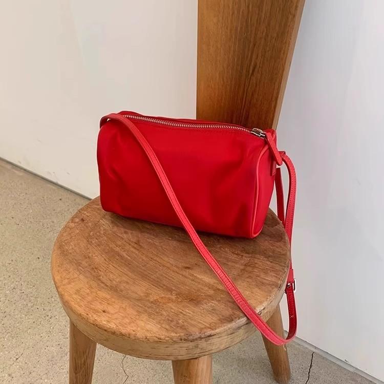 

Корейская повседневная сумка-тоут в горошек, женская, 2025, новая летняя, трехмерная сумка-подушка, универсальная на плечо, сумка-мессенджер красный