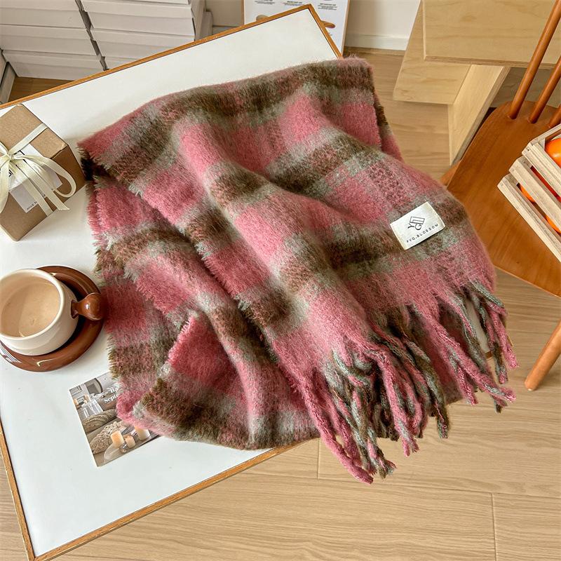 

Универсальный искусственный кашемировый мягкий и липкий клетчатый шарф с кисточками для женщин, зимний роскошный новый модный утолщенный теплый платок 42*230cm розовый