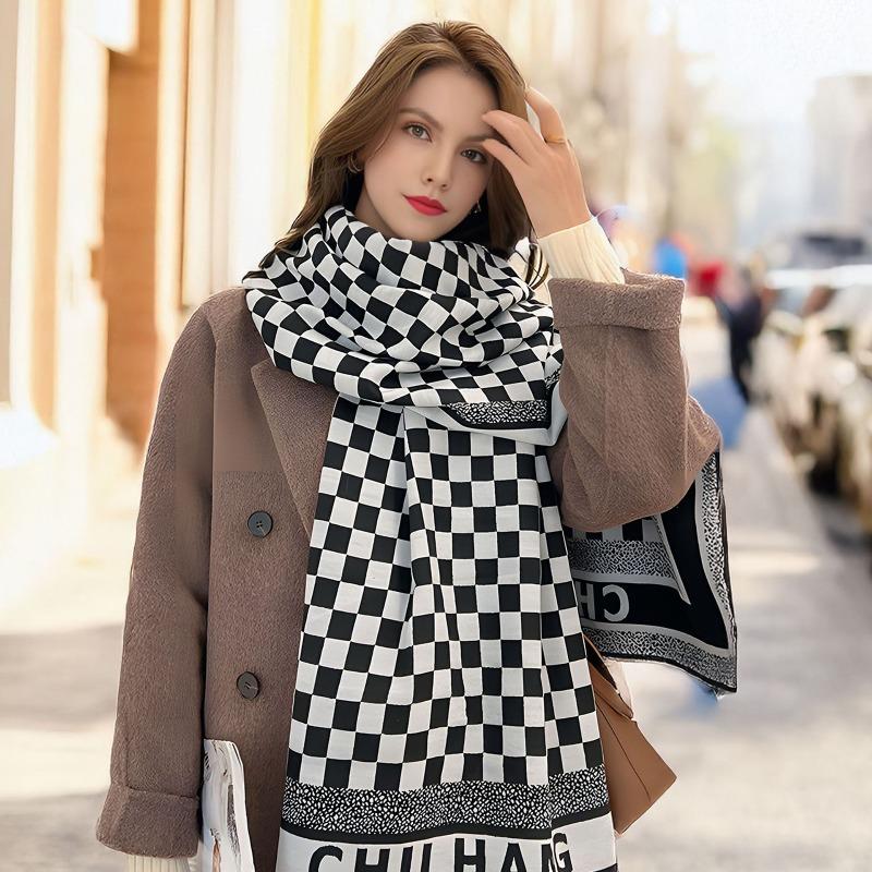 Autumn and winter plaid old money wind jacquard scarf women's imitation cashmere scarf high-end Maillard warm shawl
