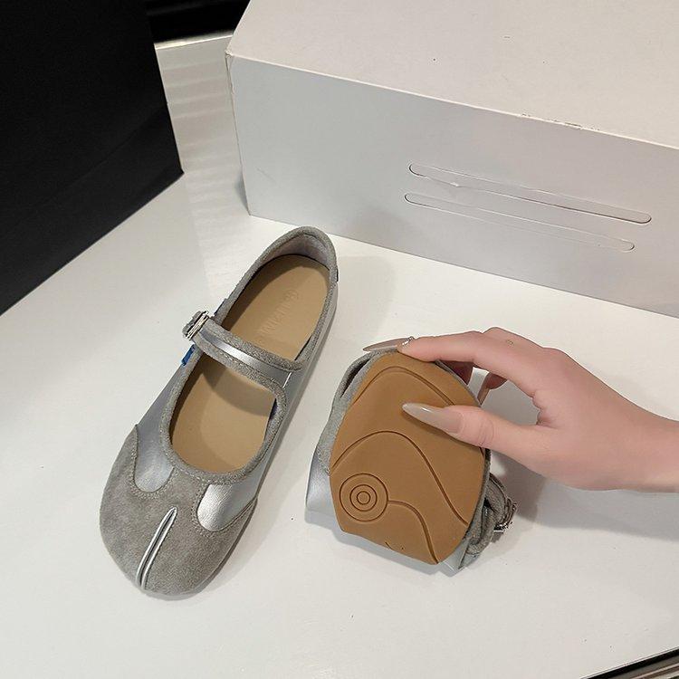 Fashion Fashion Tabi Ninja Shoes Women Flats Ballet Split Toe Ballerinas Ladies Round Heeled Loafers Tacones Female Moccasin Brand Mujer