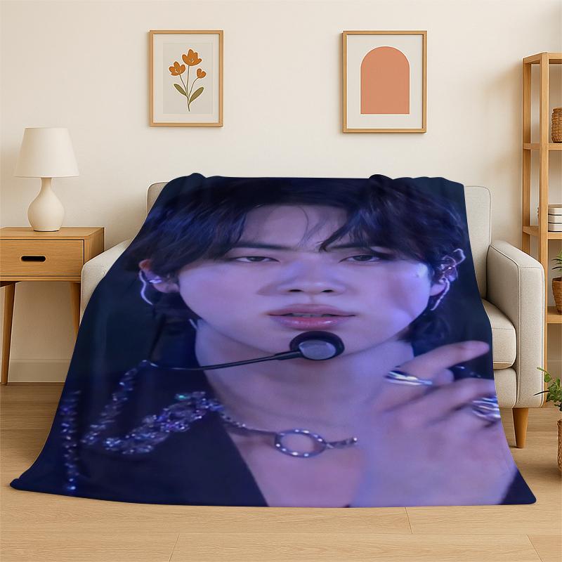 Kpop BBTS Kim Seok Jin Sänger Flanelldecke Weiche Warme Überwurfdecke für Schlafzimmer Wohnzimmer Bett Reise Camping Picknick Geschenk