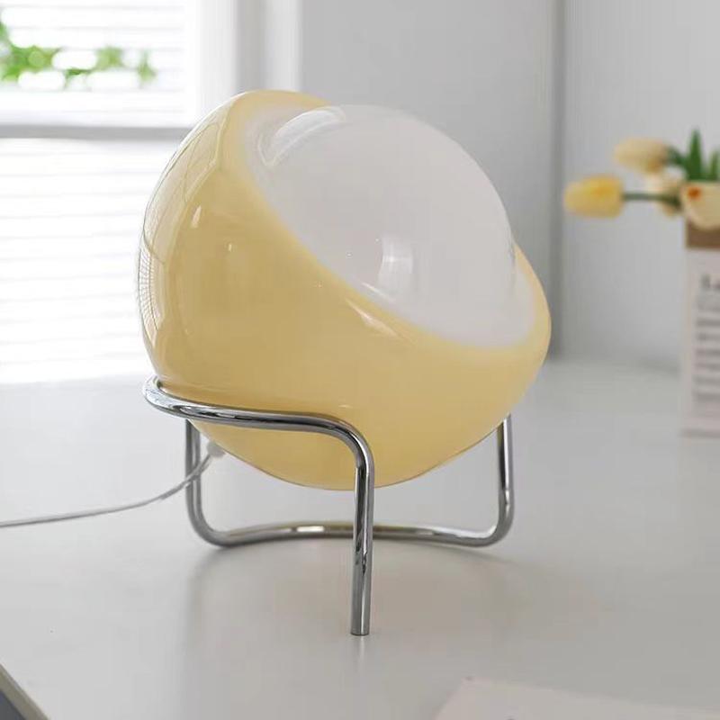 1Pc Medieval Bauhaus Indoor Table Lamp Living Room Bedroom Bedside Glass Creative Decoration Desk Lamp Nordic LED Retro Night Lights