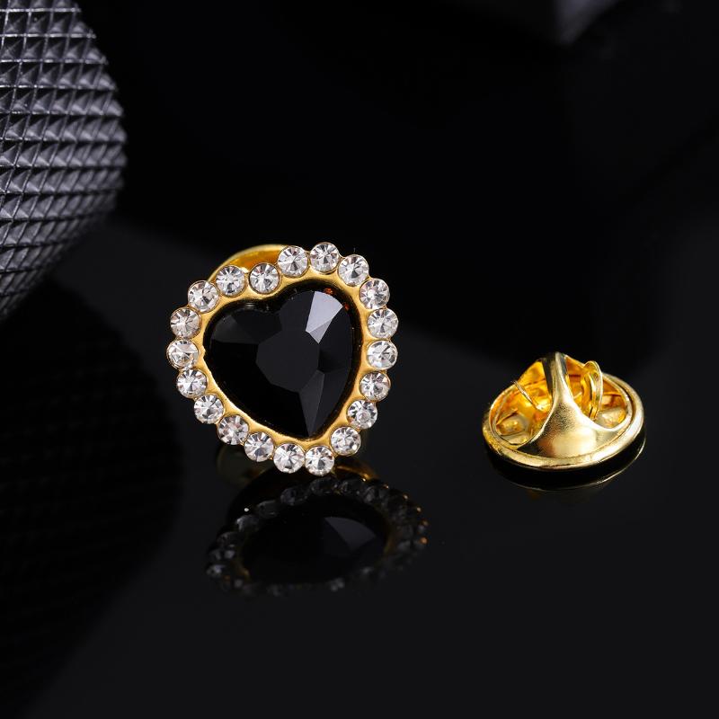 Korean Fashion Heart-shaped Badge Brooch Rhinestone Crystal Lapel Pins for Women and Men Trendy Jewelry Badge Accessories