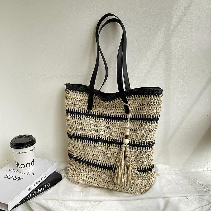 Summer New Woven Bag Women's Casual Commuting Shoulder Bag Handbag Fashionable Tote Bag