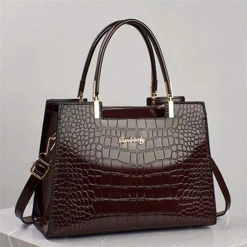 Elegant Crocodile Pattern Pu Bucket Bag For Women With Stylish Designs And Multiple Colors