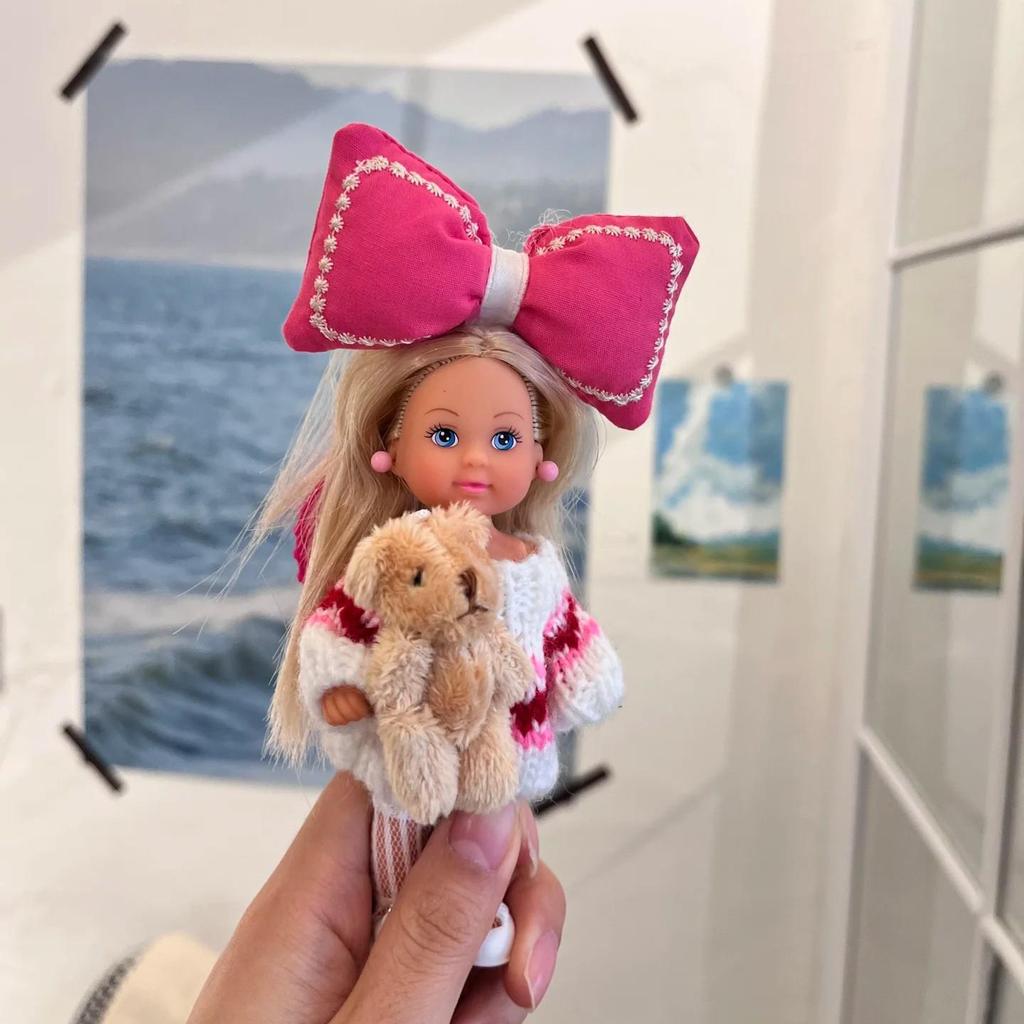 Internet Celebrity Style Plush Doll Keychain - Cute Cartoon Bag Charm for Girls
