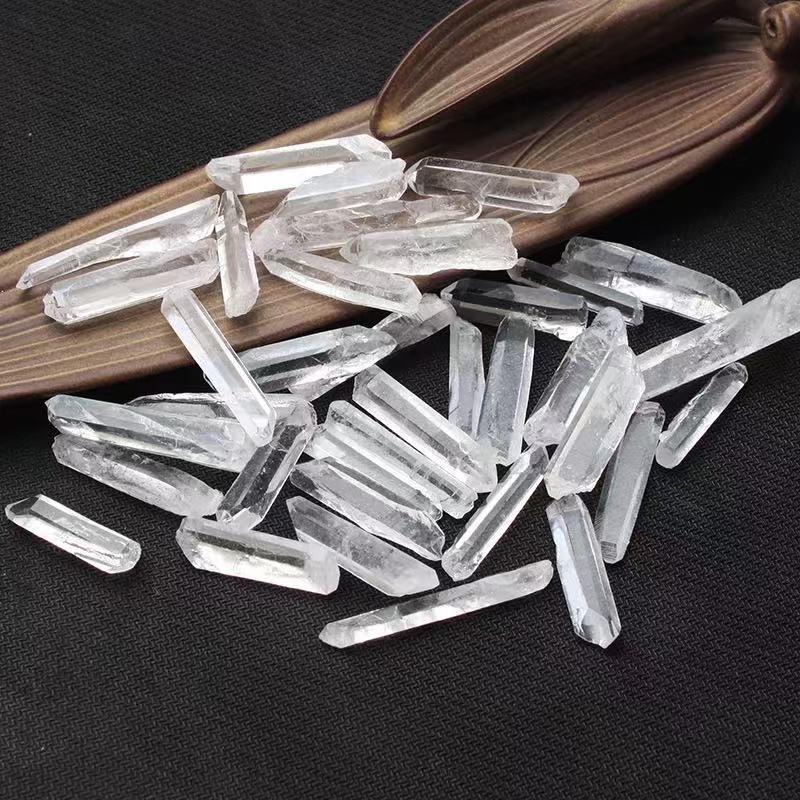White Crystal Pillar Ornaments - Natural Raw Stone Strips for Home Decor Handicrafts 2-5cm 100g
