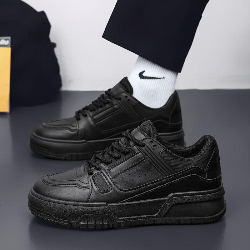 Men's Shoes Spring and Autumn Niche Design Versatile Casual Pure Black Board Shoes for Teenagers Sports Thick Sole Heightened Bread Trendy Shoes