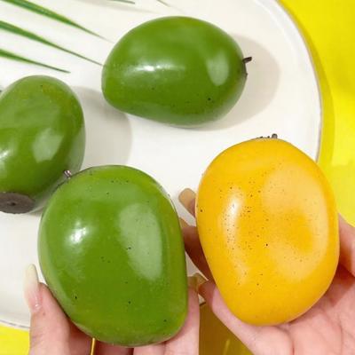 1/2/3/4/5Pcs Simulation Mango Stress Relief Toy Color Changing Strawberry Squeeze Toy Slow Rising Stretchy Decompression Fruit Shape Sensory Fidget