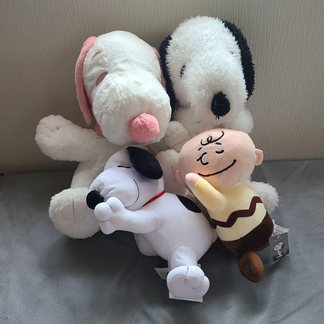 Snoopy stuffed toy set