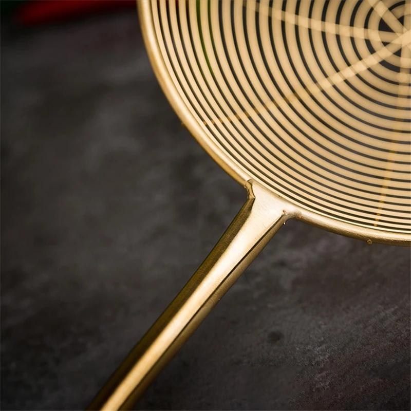 Sítko na horký hrnec Sítko na smažení Lžíce na scezení Lžíce na scezení Naběračka na knedlíčky Naběračka z nerezového drátu na prosakující tekutinu