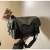 Trendy New Minimalist Messenger Bag TikTok Dropshipping Crossbody Shoulder Bag Casual Unisex Large Capacity Bag