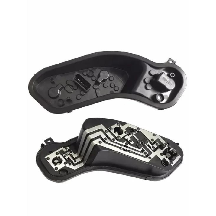 For NISSAN 2011-2018 SUNNY  Car Rear Taillight Holder  Light Bulb Socket  Circuit Board  Accessories passenger side-Right