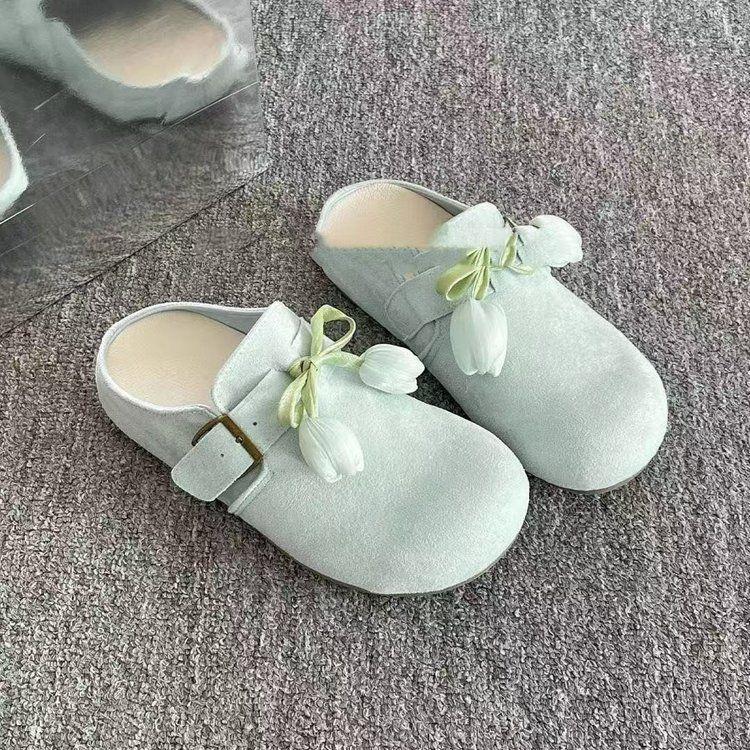 Skirts and slippers are super popular and versatile, and women's shoes with bag heads are worn outside 2025 new autumn lazy people with one foot on