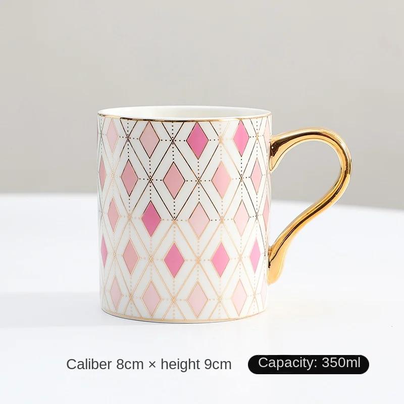 Персонализированная кружка Christmas Light Роскошная золотая ручка Кружка Кофейная чашка Kawaii Чашки Керамика и гончарные изделия Керамика и гончарные изделия 350ml