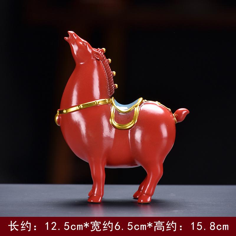 

Традиционная китайская красная керамическая статуэтка лошади в стиле династии Тан, изысканное произведение искусства, современный декоративный орнамент, подарок