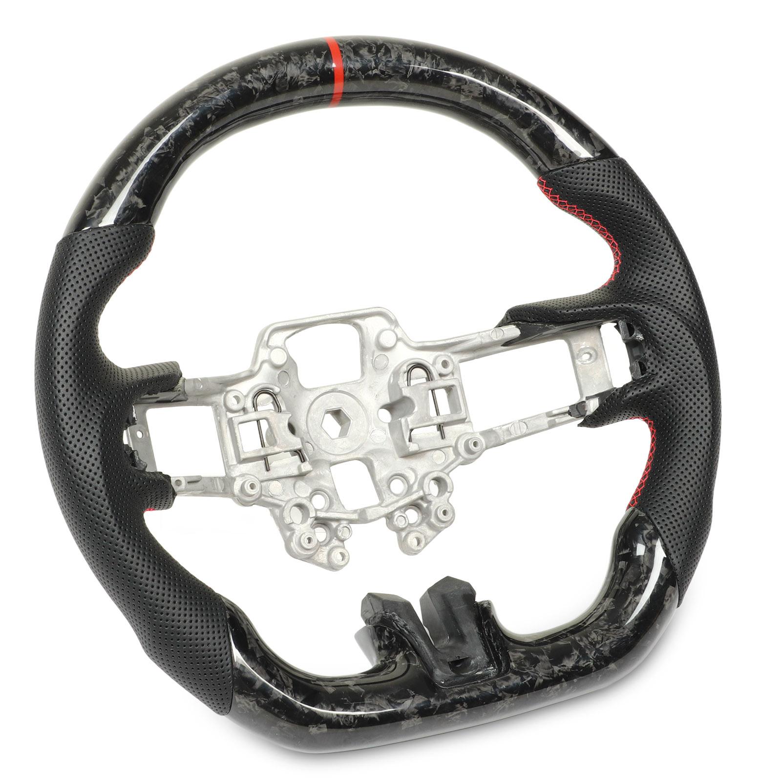 

Замена рулевого колеса из кованого углеродного волокна с перфорированной кожей и красной строчкой для Ford Mustang