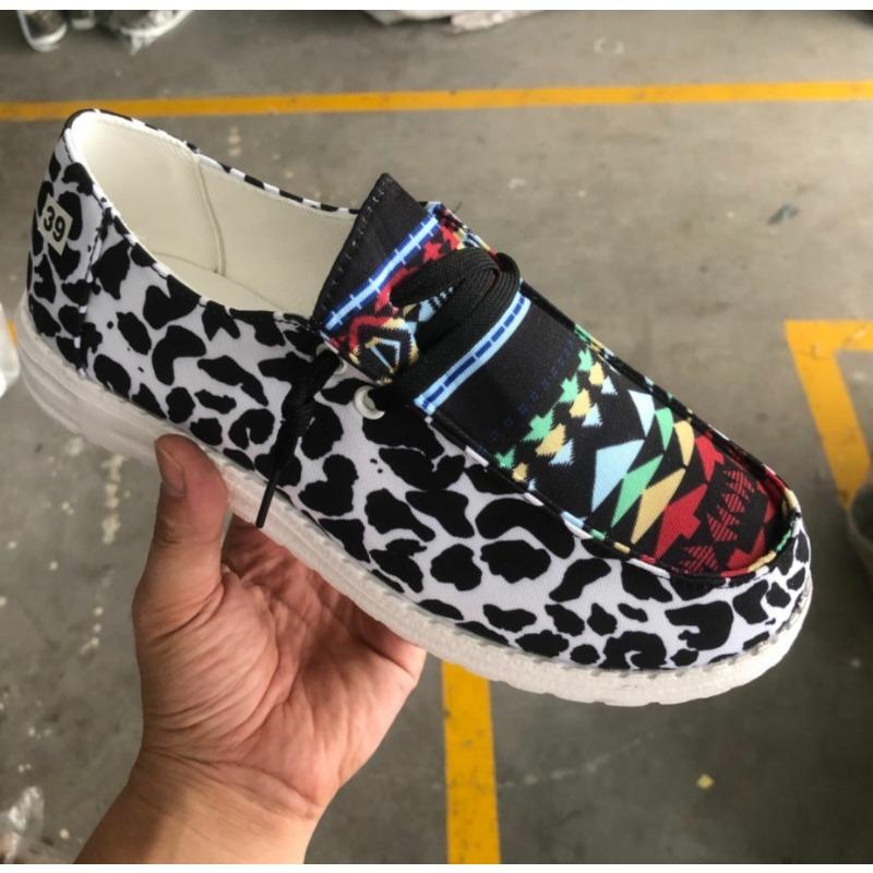 Spring and summer new thick-soled lace-up sports shoes flat-soled casual shoes large size color matching canvas single shoes women