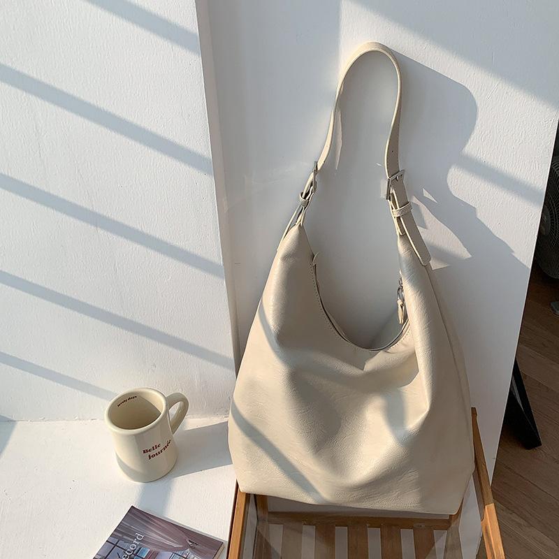 Korean casual soft pu leather commuter Tote bag large capacity niche designer fashi shoulder underarm bag female purse handbag