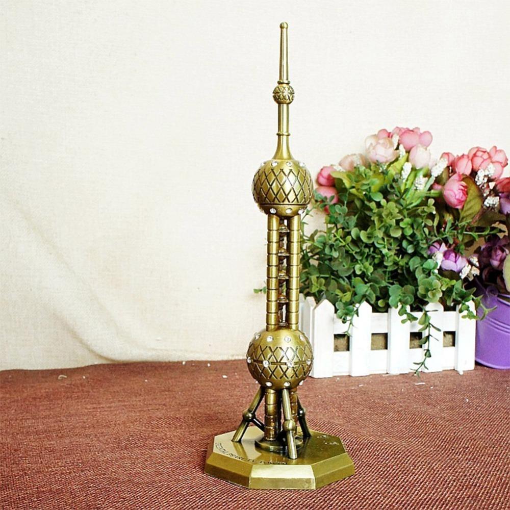 Metal Craftsmanship Oriental Pearl Tower Model Shanghai Souvenir Model For Home Office