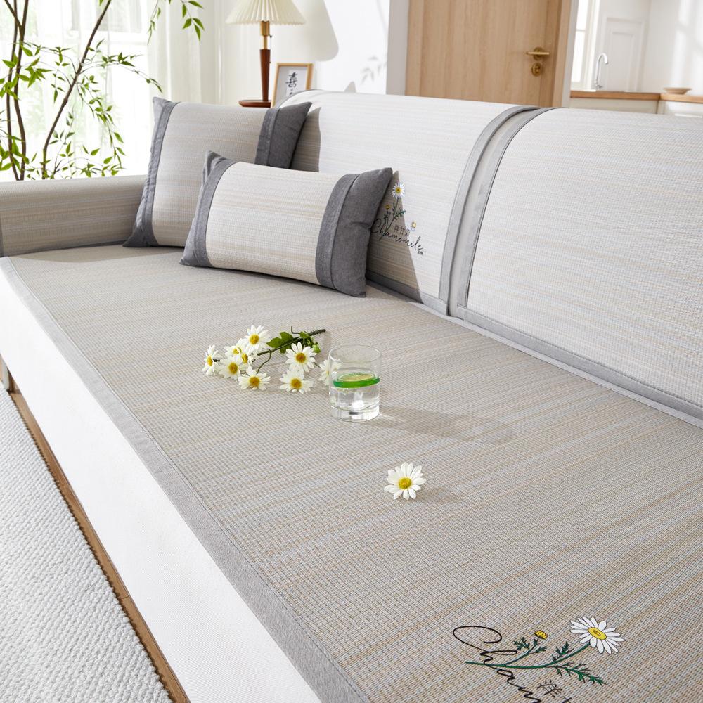 

Wormwood Rush Summer Sofa Cushion Non-Slip Summer Mat Seat Cushion New Cold Ice Silk Sofa Cover 70*70cm серый