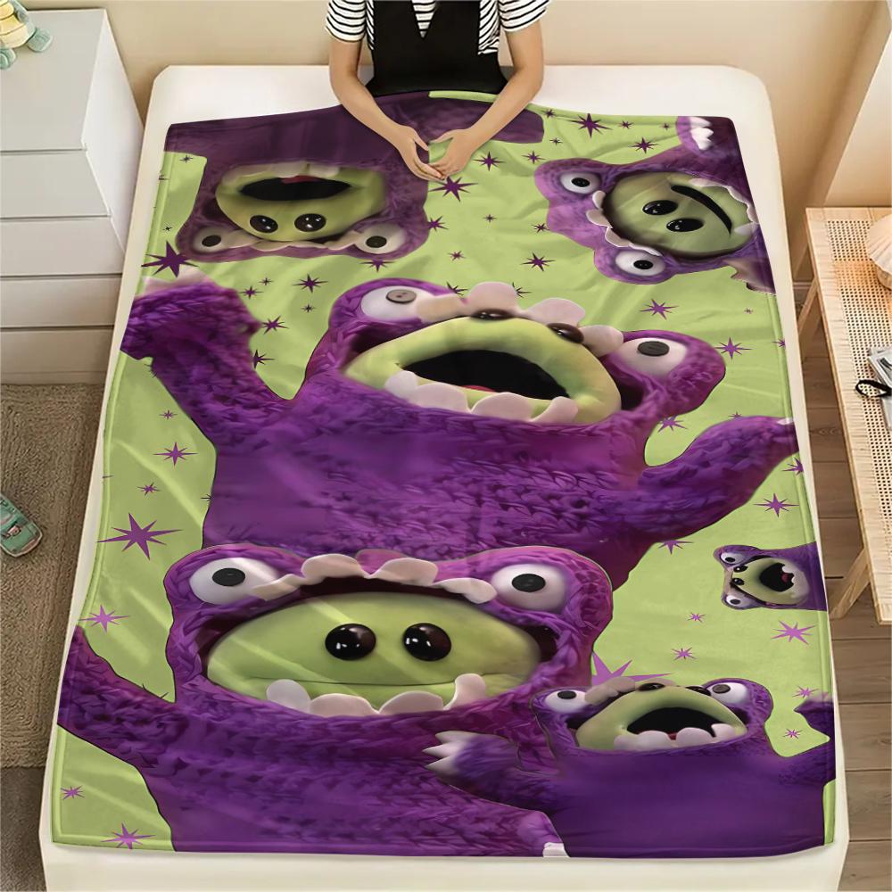 Cute cartoon characters Print Flannel Blanket,High quality Comfortable for All Seasons,Home Decor,Warmth and Comfort,Perfect for Christmas Gifts