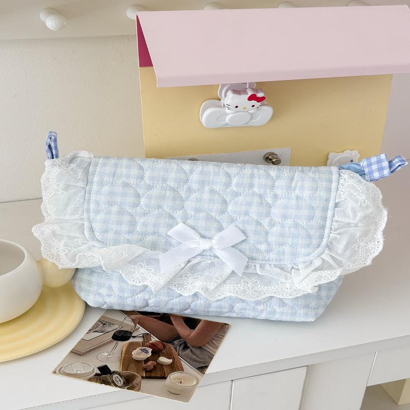 Cute Lace Crossbody Bag Sweet Heart Outdoor Storage Bag Fresh Able Lining Internal Compartment