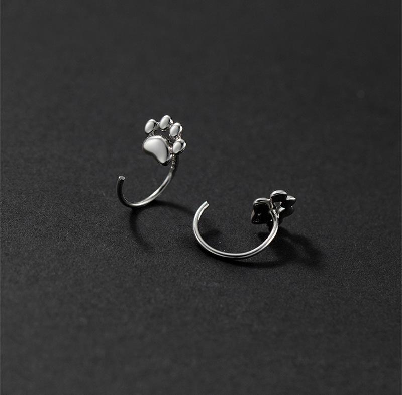Trendy Cute Cat Paw Ear Hooks - Korean and Japanese Style, Comfortable and Fun, No Need to Remove for Sleep