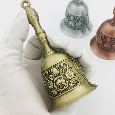 Handglocke aus Kupferlegierung, Retro-Schnitzerei, Handglocke mit rutschfestem Griff, multifunktional